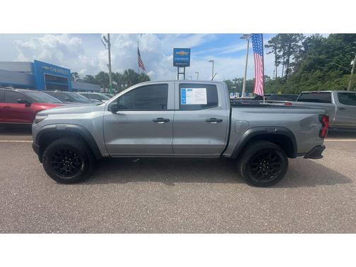 Sterling Gray Metallic 2024 Chevrolet Colorado Trail Boss
