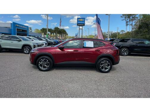 2025 Chevrolet Trax LT