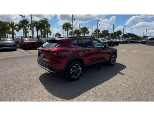 2025 Chevrolet Trax LT