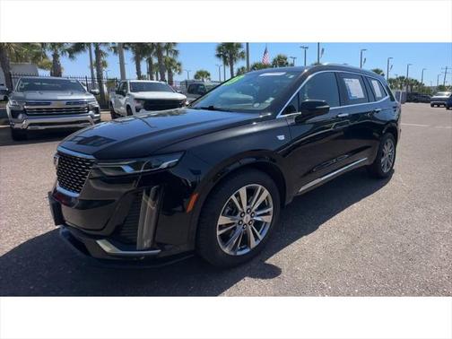 2023 Cadillac XT6 Premium Luxury AWD