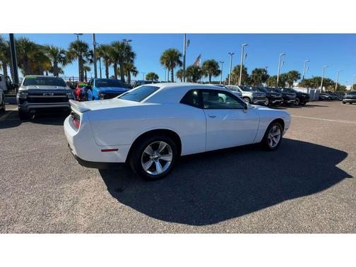 2021 Dodge Challenger SXT