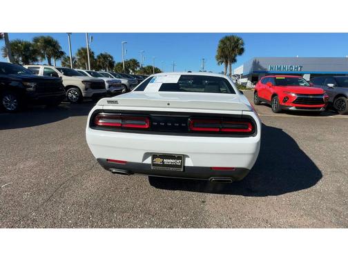 2021 Dodge Challenger SXT
