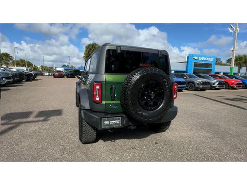 ERUPTION GREEN METALLIC 2024 Ford Bronco Wildtrak