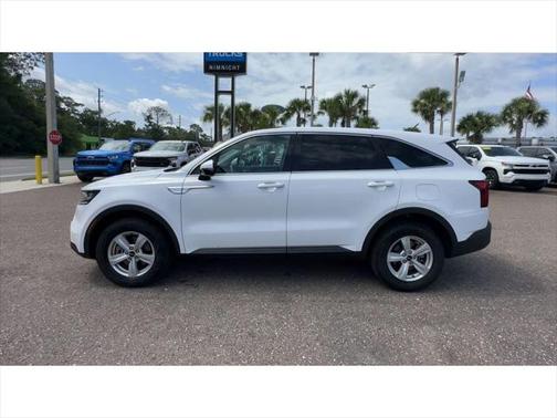 2023 Kia Sorento LX