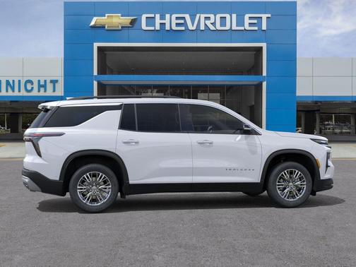 Summit White 2026 Chevrolet Traverse LT