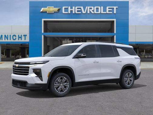 Summit White 2026 Chevrolet Traverse LT