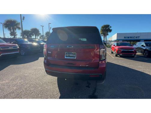 2022 Chevrolet Suburban RST