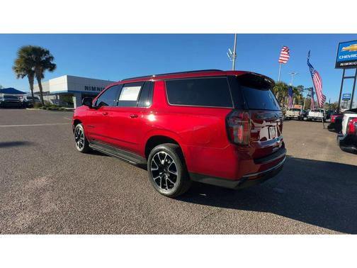 2022 Chevrolet Suburban RST