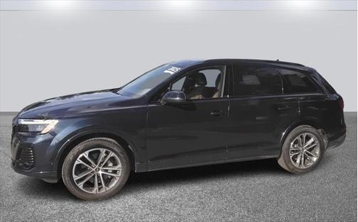 2025 Audi Q7 45 Premium Plus