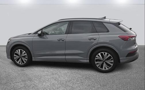 2025 Audi Q4 e-tron Premium 45 quattro