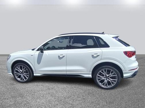 2025 Audi Q3 45 S line Premium Plus