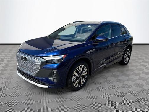 Navarra Blue Metallic 2023 Audi Q4 e-tron Premium Plus 40 RWD