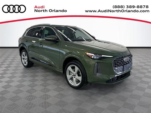 District Green Metallic 2026 Audi Q5 Premium Plus TFSI quattro S tronic