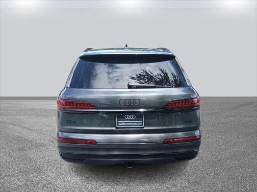 2022 Audi Q7 55 Prestige