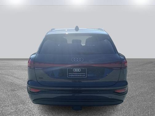 2025 Audi Q6 e-tron Premium Plus