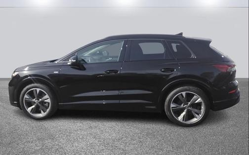 2025 Audi Q4 e-tron Premium 55 quattro