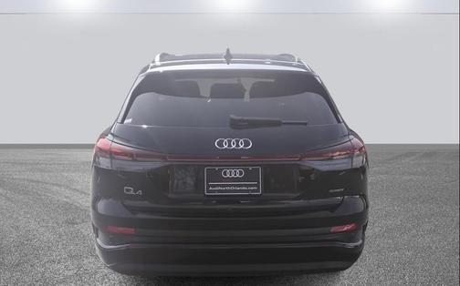 2025 Audi Q4 e-tron Premium 55 quattro