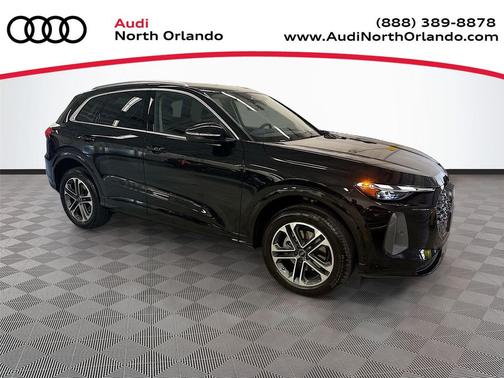 Mythos Black Metallic 2025 Audi Q5 Premium TFSI quattro S tronic