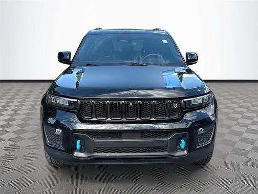 Diamond Black Crystal Pearlcoat 2022 Jeep Grand Cherokee 4xe Trailhawk