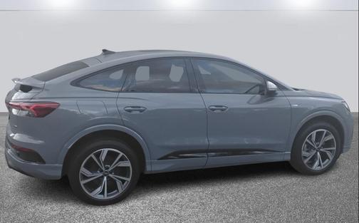 2023 Audi Q4 e-tron Premium Plus 50 quattro