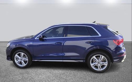 2023 Audi Q3 45 S line Premium Plus