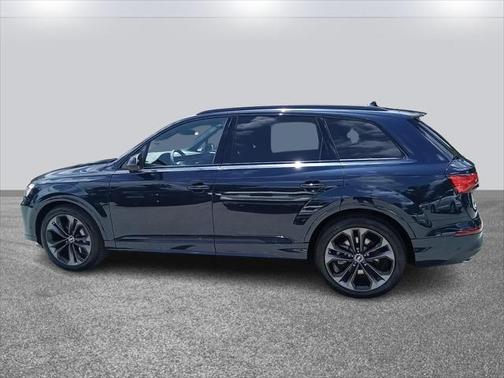 2025 Audi Q7 55 Prestige