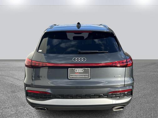 2025 Audi Q5 Premium Plus TFSI quattro S tronic