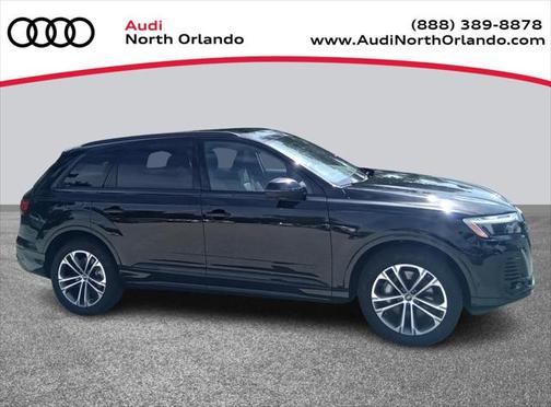 2025 Audi Q7 45 Premium Plus