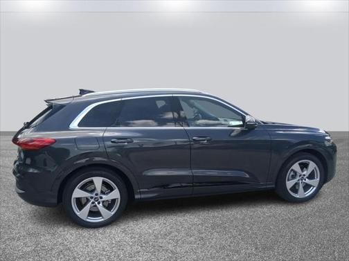 2025 Audi Q5 Prestige