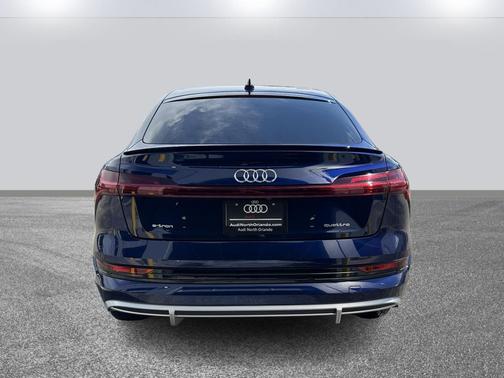 2022 Audi e-tron Sportback S line Prestige