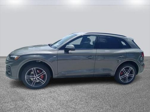 2025 Audi Q5 55 S line Premium Plus