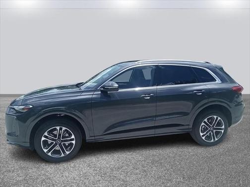 2025 Audi Q5 Premium