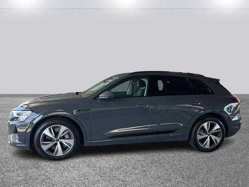 2024 Audi Q8 e-tron Premium
