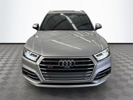 Florett Silver Metallic 2018 Audi SQ5 3.0T Prestige