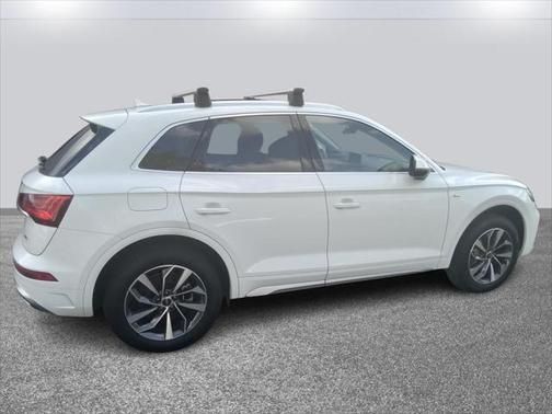 2024 Audi Q5 45 S line Premium Plus