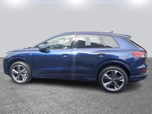 2024 Audi Q4 e-tron Premium Plus 50 quattro