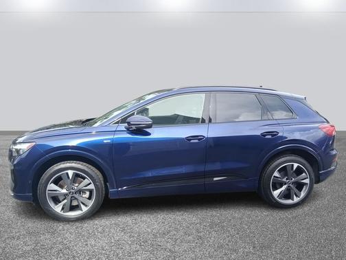 2024 Audi Q4 e-tron Premium Plus 50 quattro