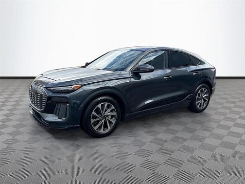 Manhattan Gray Metallic 2025 Audi Q6 e-tron Prestige
