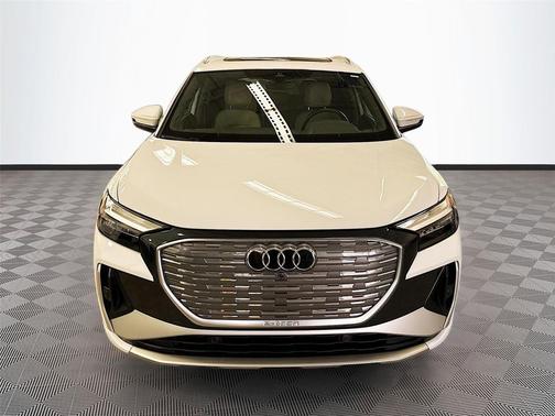Glacier White Metallic 2023 Audi Q4 e-tron Premium Plus 50 quattro