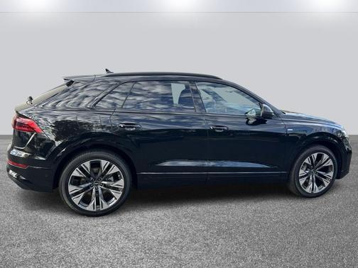 2026 Audi Q8 55 Premium Plus