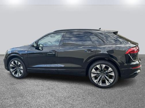 2026 Audi Q8 55 Premium Plus