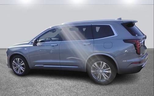 2023 Cadillac XT6 Premium Luxury FWD