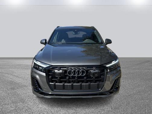 2026 Audi Q7 55 Premium Plus