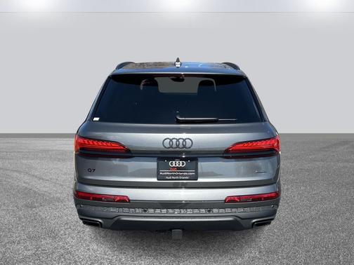 2026 Audi Q7 55 Premium Plus