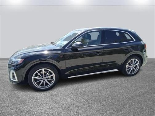 2022 Audi Q5 55 S line Prestige