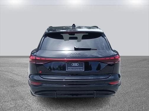 2025 Audi SQ6 e-tron Premium Plus quattro