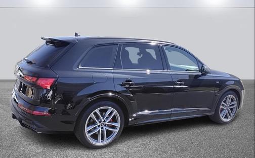 2026 Audi Q7 55 Prestige