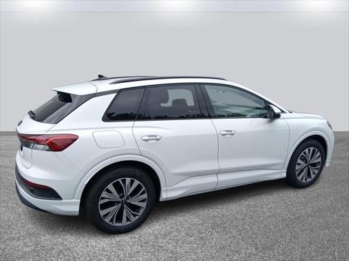 2025 Audi Q4 e-tron Premium 45 quattro