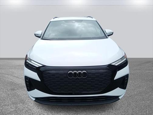 2025 Audi Q4 e-tron Premium 45 quattro