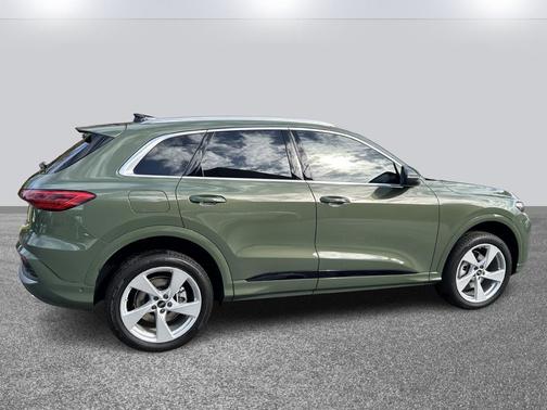 2025 Audi Q5 Premium Plus TFSI quattro S tronic